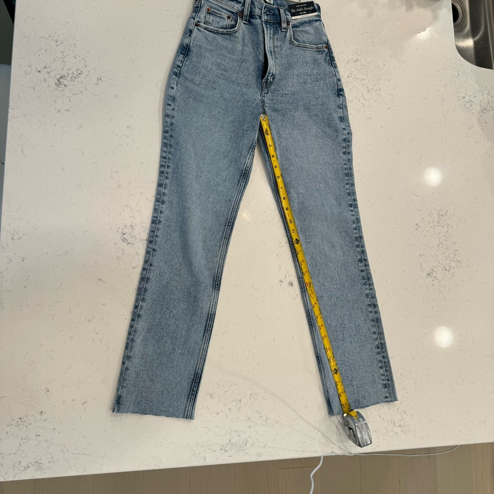 Abercrombie ankle straight Jean ultra high rise curve love size 24 long NWT